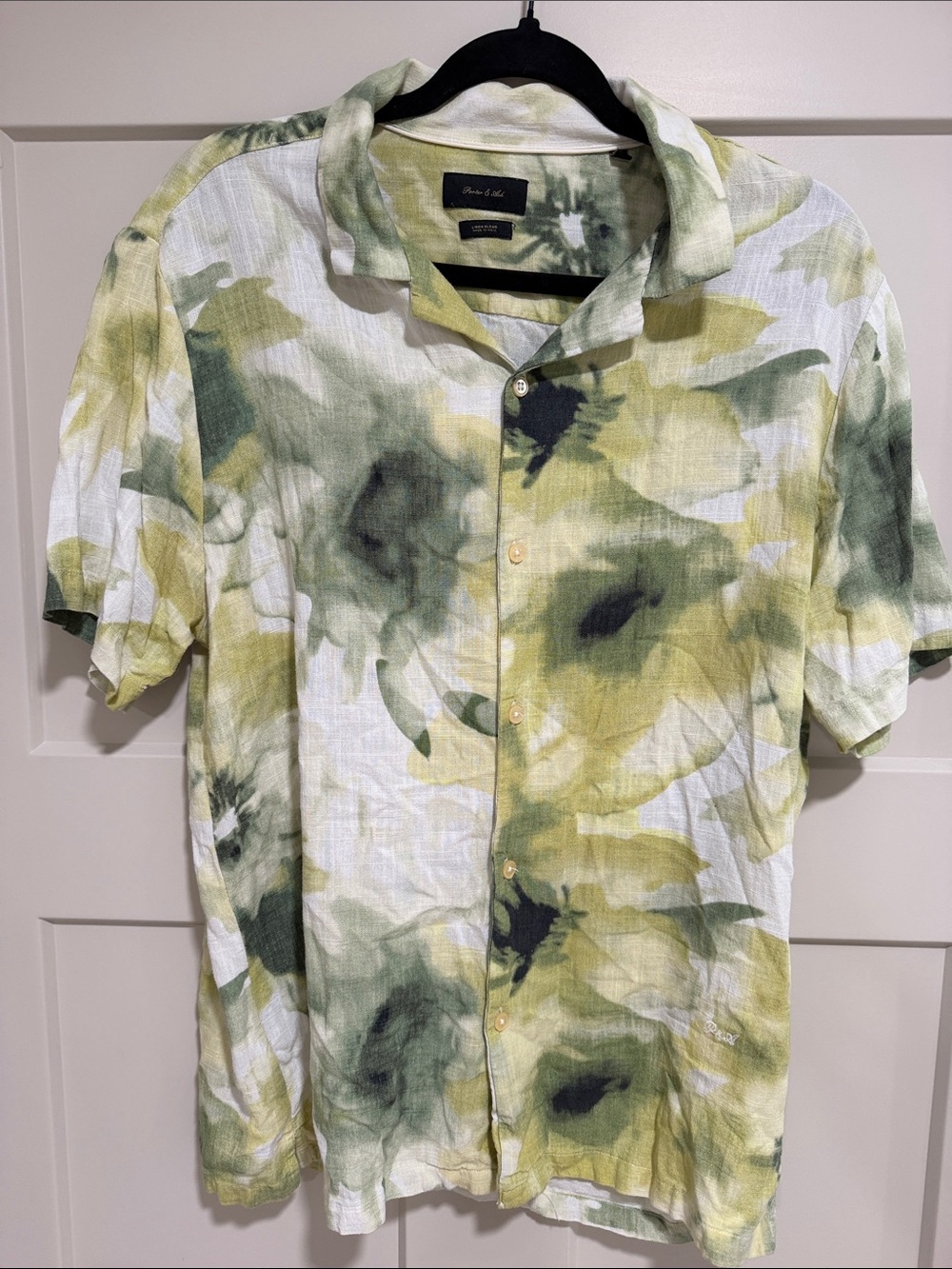 Porter & Ash Linen Blend Button-Down Shirt in Olive & White